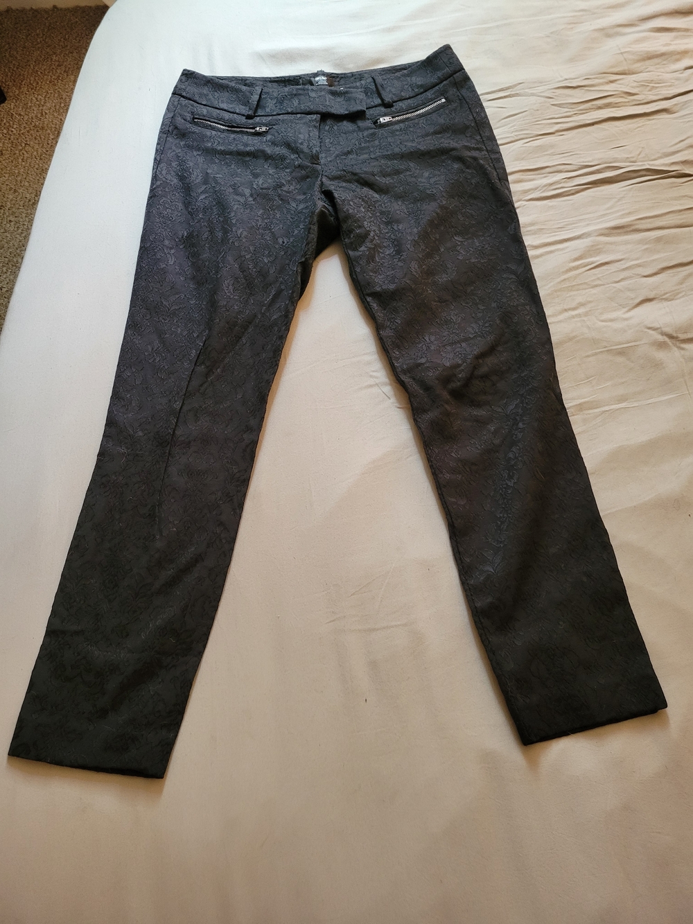 Women's Dark Black Textured Slim Pants